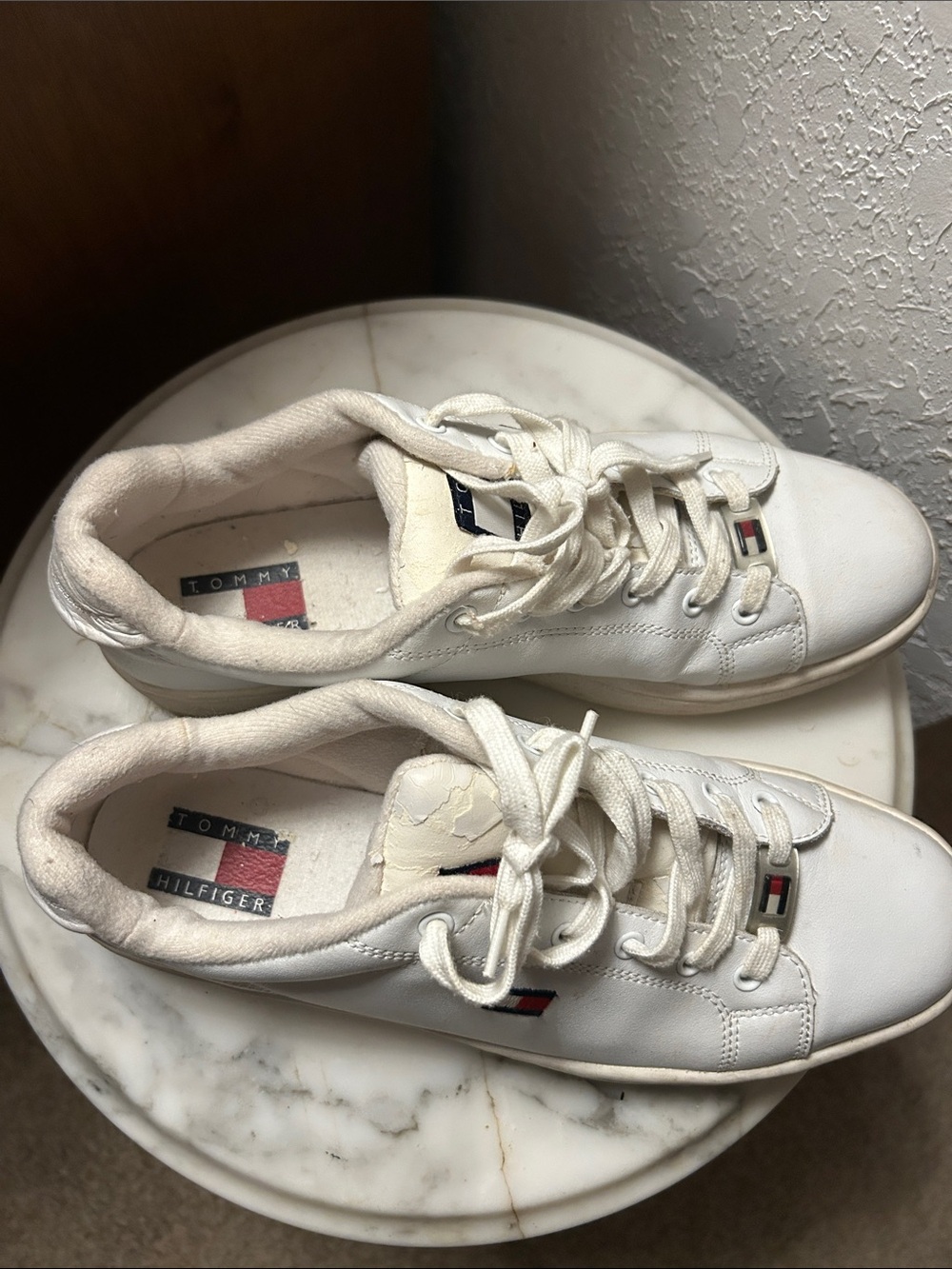 Women’s Tommy Hilfiger Cream/White Leather Sneakers with Red & Navy Detail. 10